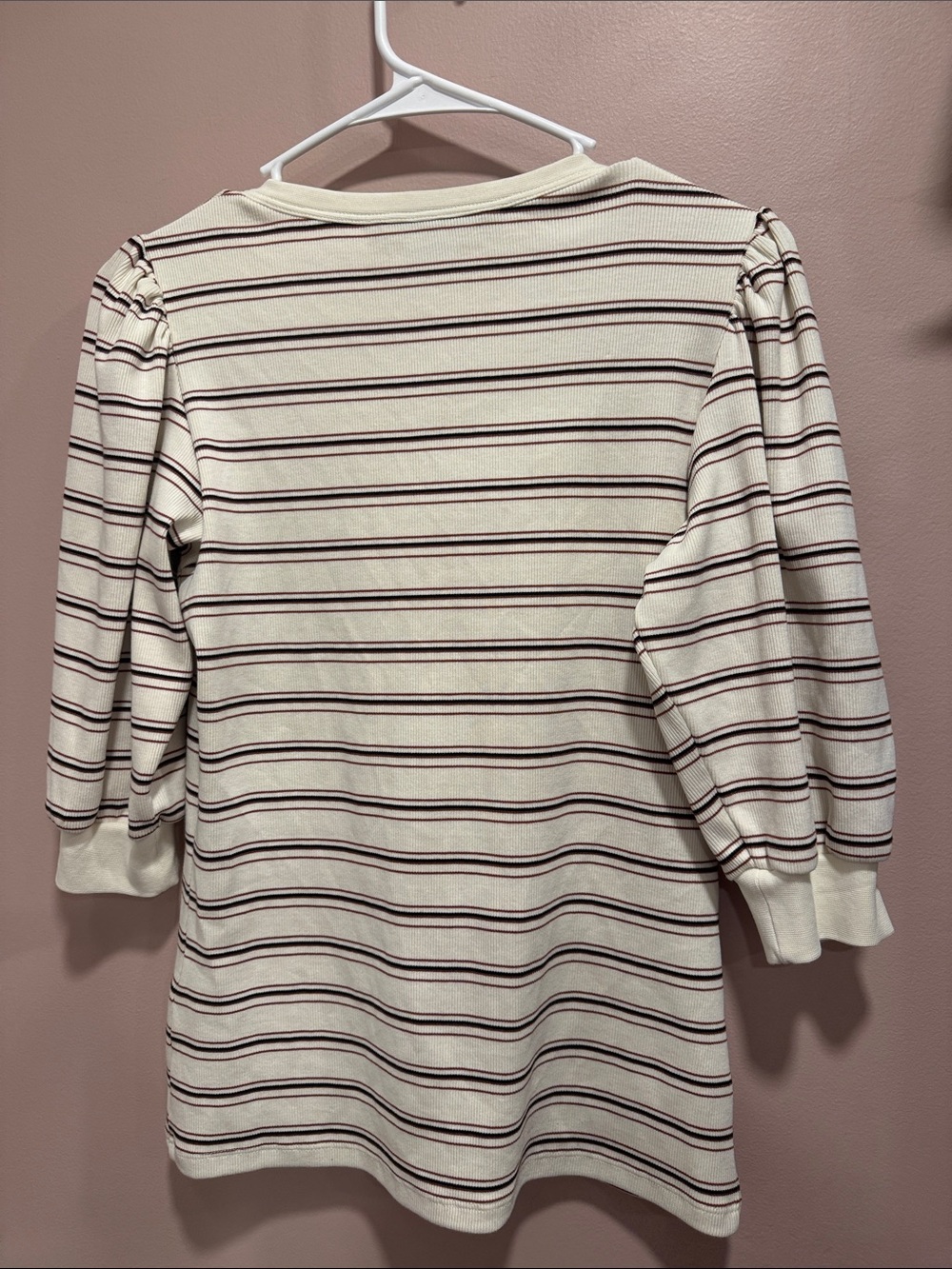 Veronica Beard Henley with Puff sleeves size small - Picture 4 of 4